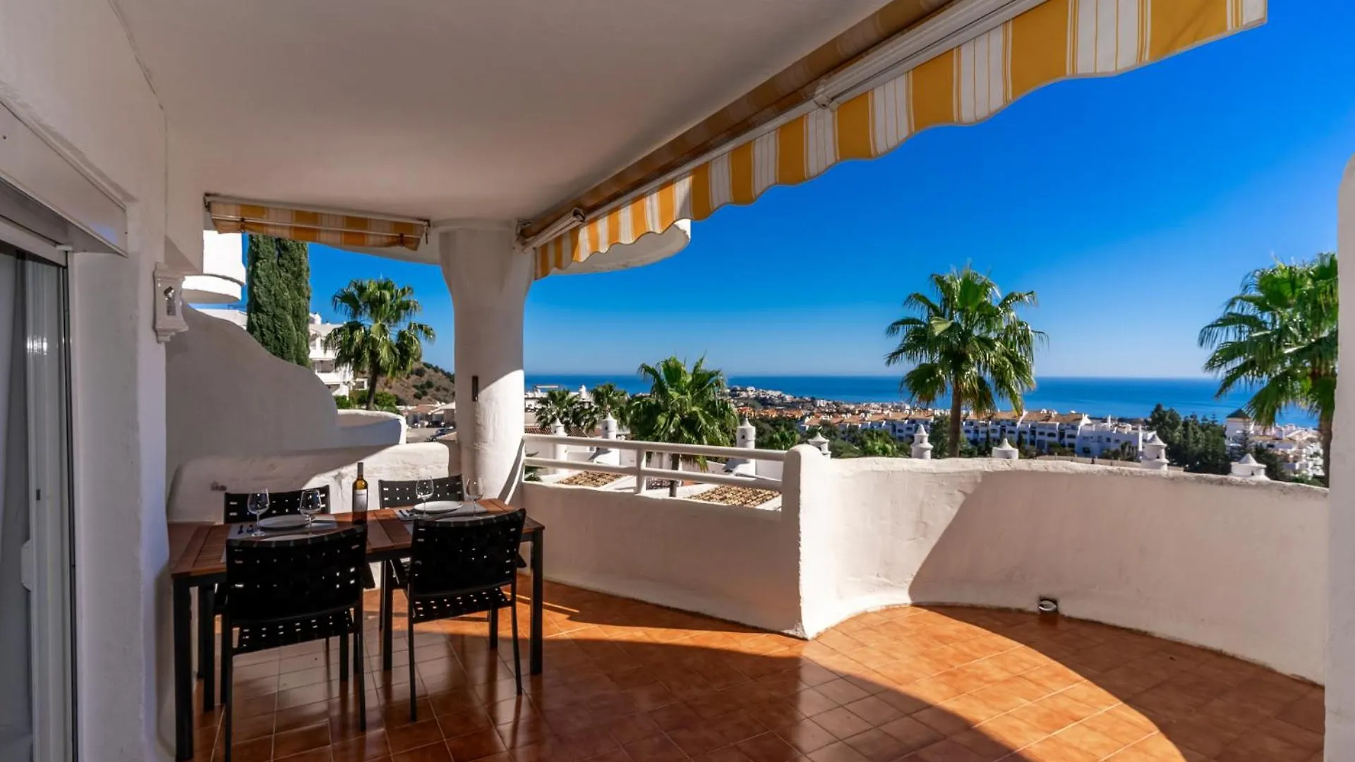 Geweldig Appartement Met Zeezicht! Mijas